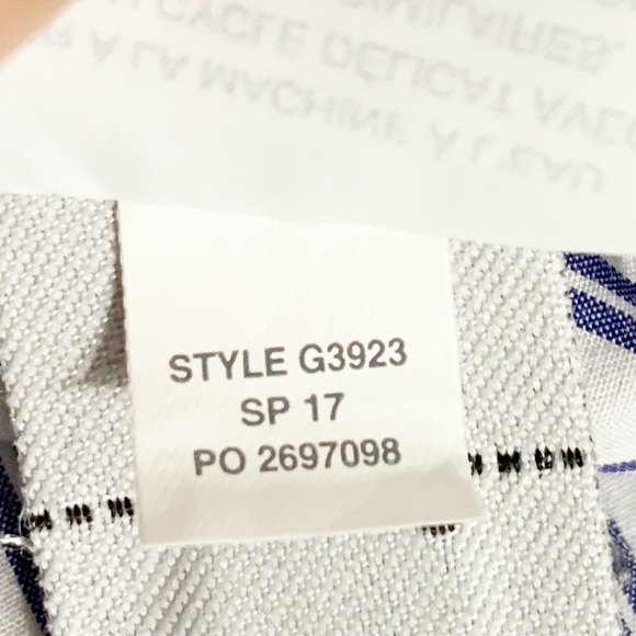 J. Crew Style G3923 100% Cotton Poplin Lace-up Front Popover Striped Blouse 💙🤍 - Picture 12 of 12